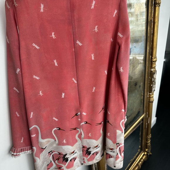 Girls beautiful pink silk dress by Gucci - Picture 4 of 7